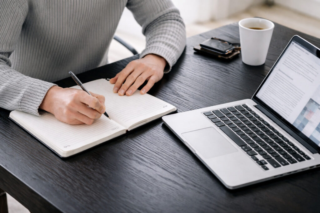 Manal Sultan expert inom skolsocialt arbete skriver om problematisk skolfrånvaro